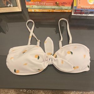 NWOT aeropostale lemon bikini top